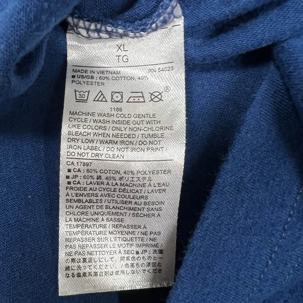 Banana Republic Shirt Mens XL Blue Crew Neck Neapolitan Slice Pizza Casual Tee‎